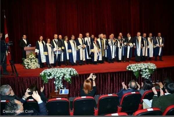 Dokuz Eylül Üniversitesinden Lucien Arkas&#039;a Doktora